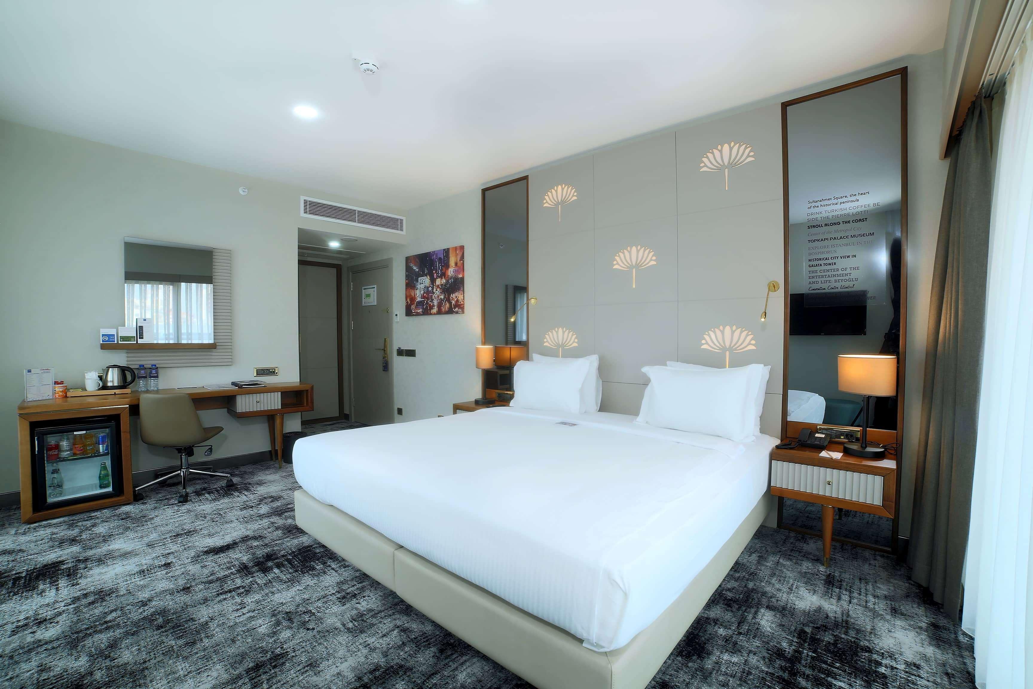 Tryp By Wyndham Istanbul Topkapi Exteriör bild